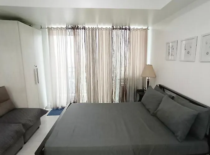 Condos&more In Azure Residences